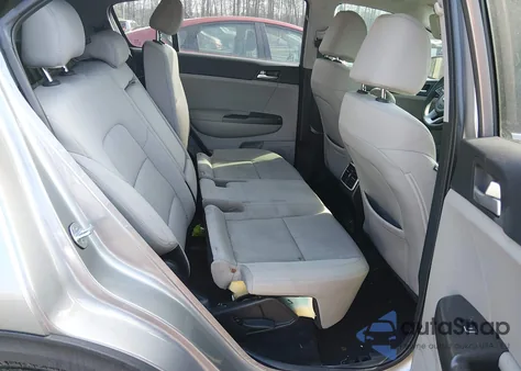 2022 Kia Sportage Lx z USA, uszkodzony, nr VIN KNDPM3AC0N7006439